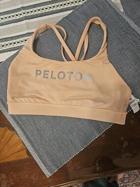 lululemon Peloton Energy Bra, Strappy Back Peach Sports Bra Size 6